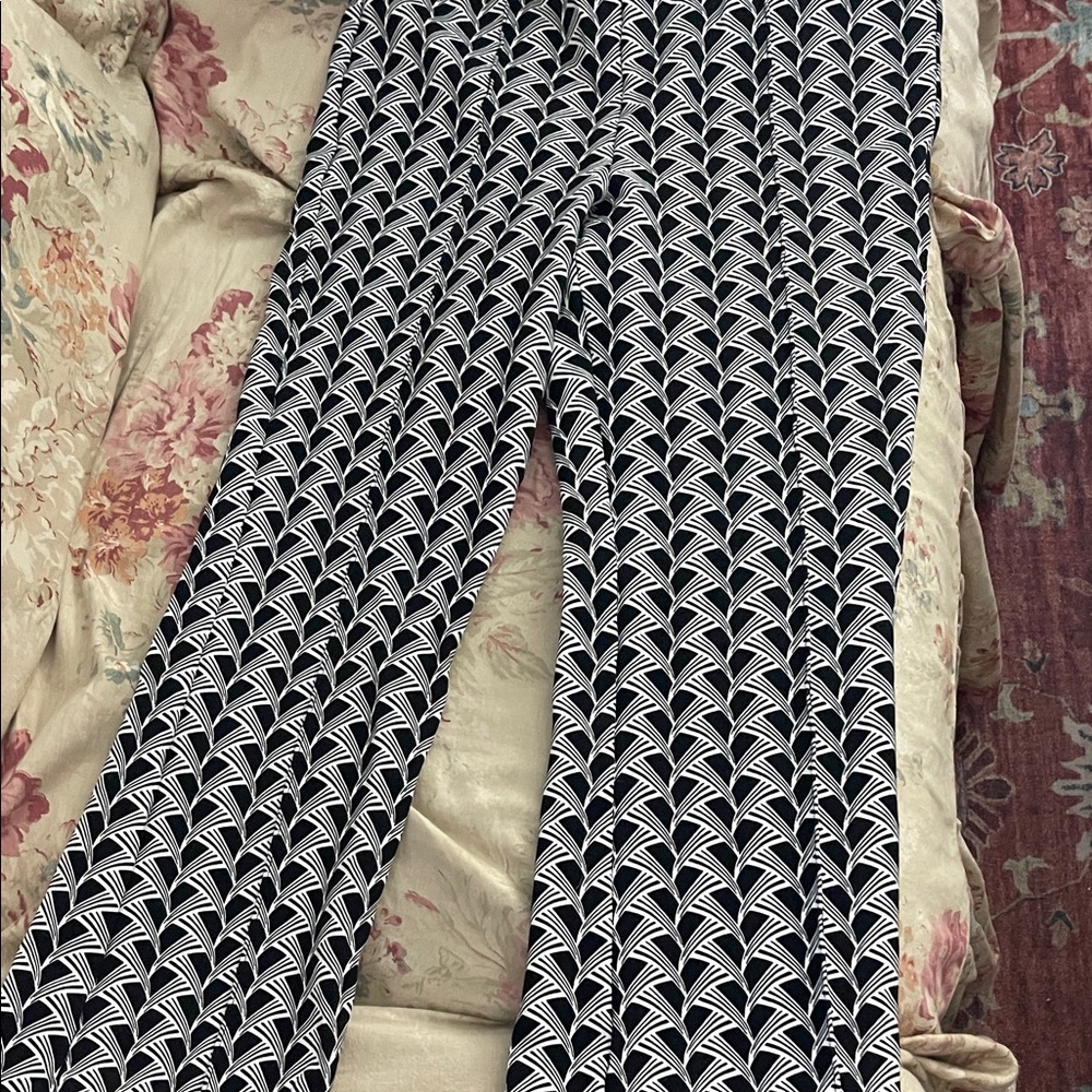 Maeve Monochrome Geometric Pants Anthropologie. The Margot Pant. Worn twice.